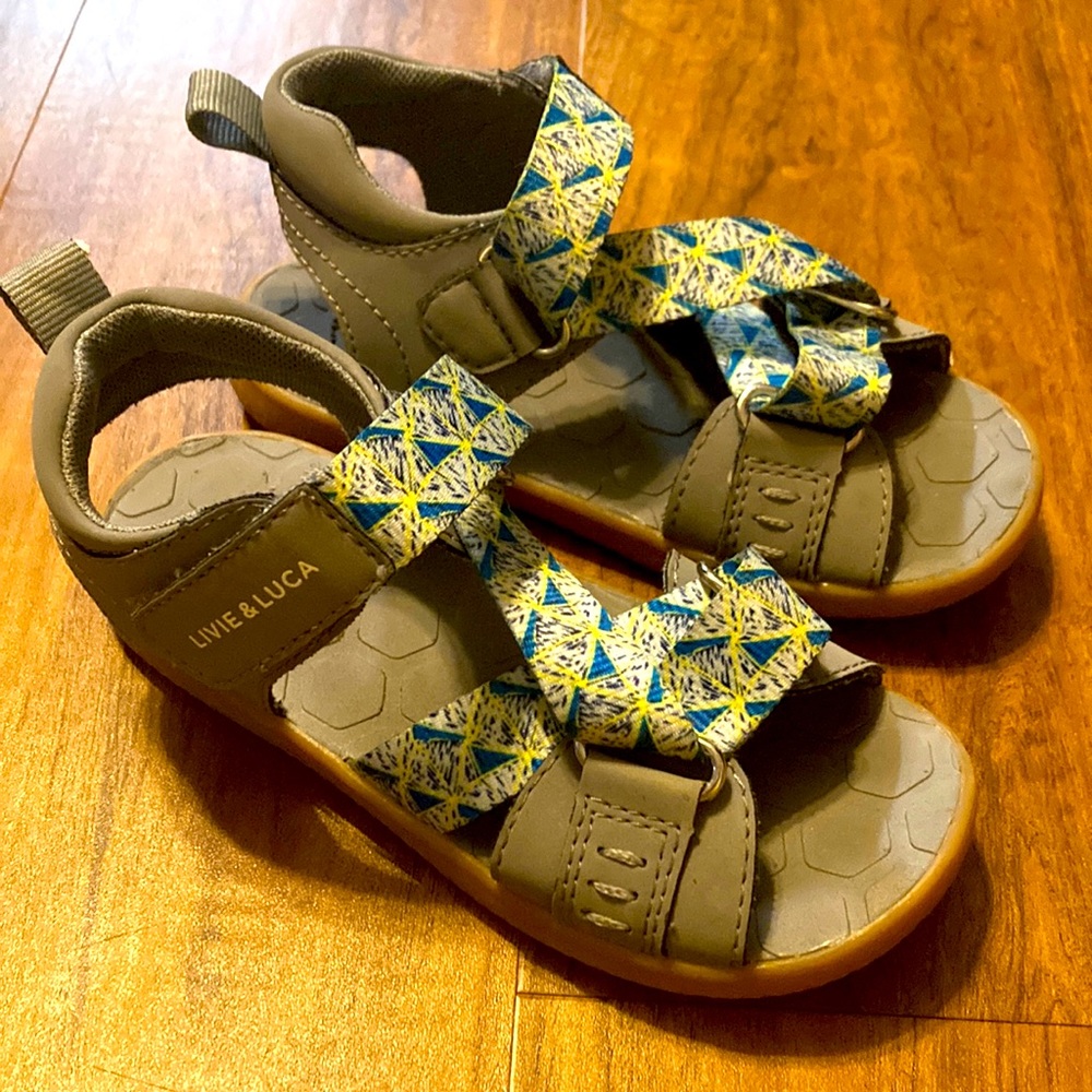 Livie & Luca Kids Sandals with Gray and Yellow Pattern
